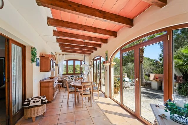 Chalet de 5 habitaciones en Cala Murada, Manacor en venta con piscina - 850.000 € (Ref: 9834301)