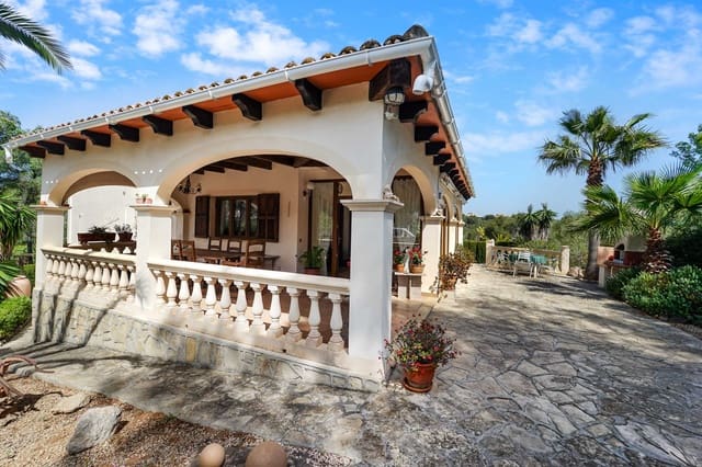 5 sovrum Villa till salu i Cala Murada, Manacor med pool - 780 000 € (Ref: 9834301)