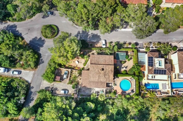 5 sovrum Villa till salu i Cala Murada, Manacor med pool - 780 000 € (Ref: 9834301)
