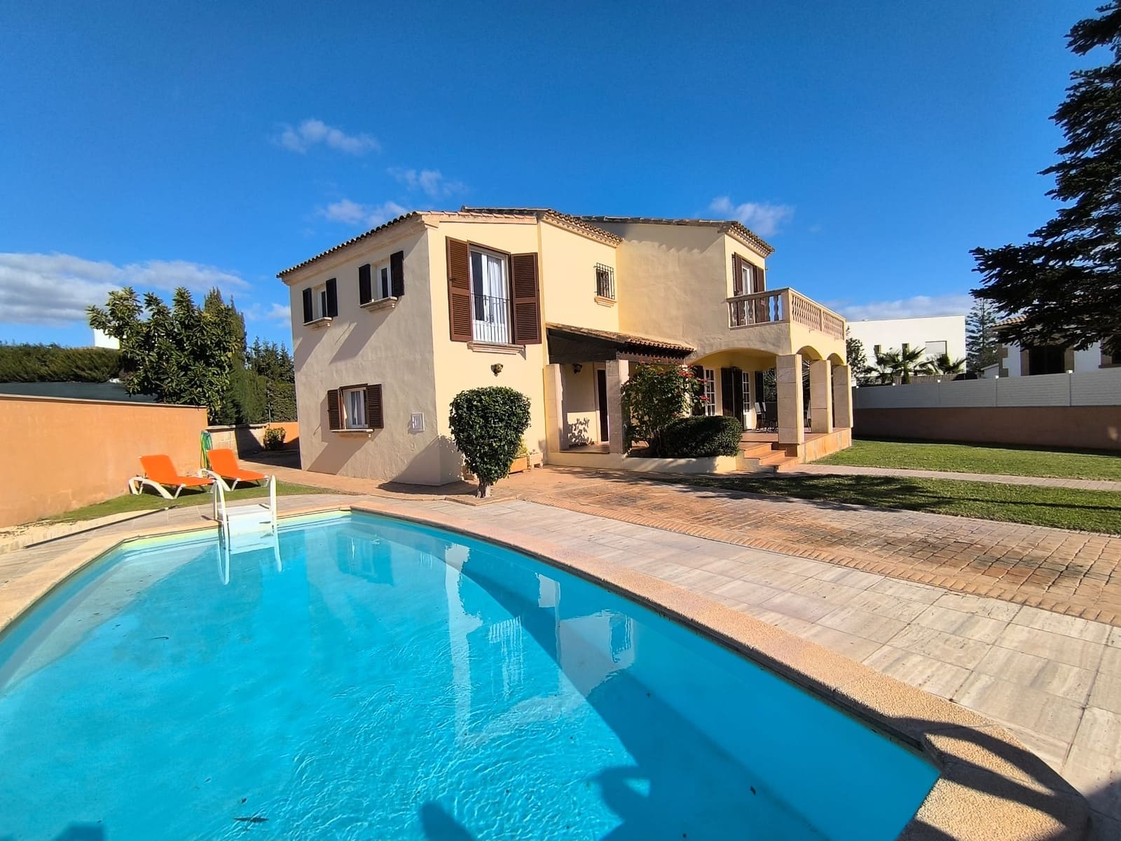 5 quarto Moradia para venda em Sa Coma com piscina - 1 090 000 € (Ref: 9874241)