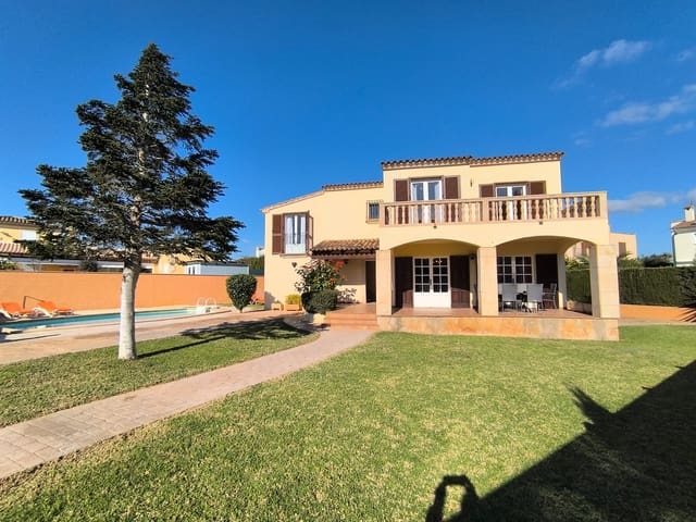 5 soverom Villa til salgs i Sa Coma, Sant Llorenç des Cardassar med svømmebasseng - € 1 090 000 (Ref: 9874241)