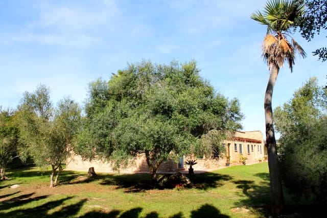 6 sovrum Finca/Hus på landet till salu i Canyamel, Capdepera med pool - 2 200 000 € (Ref: 9877164)