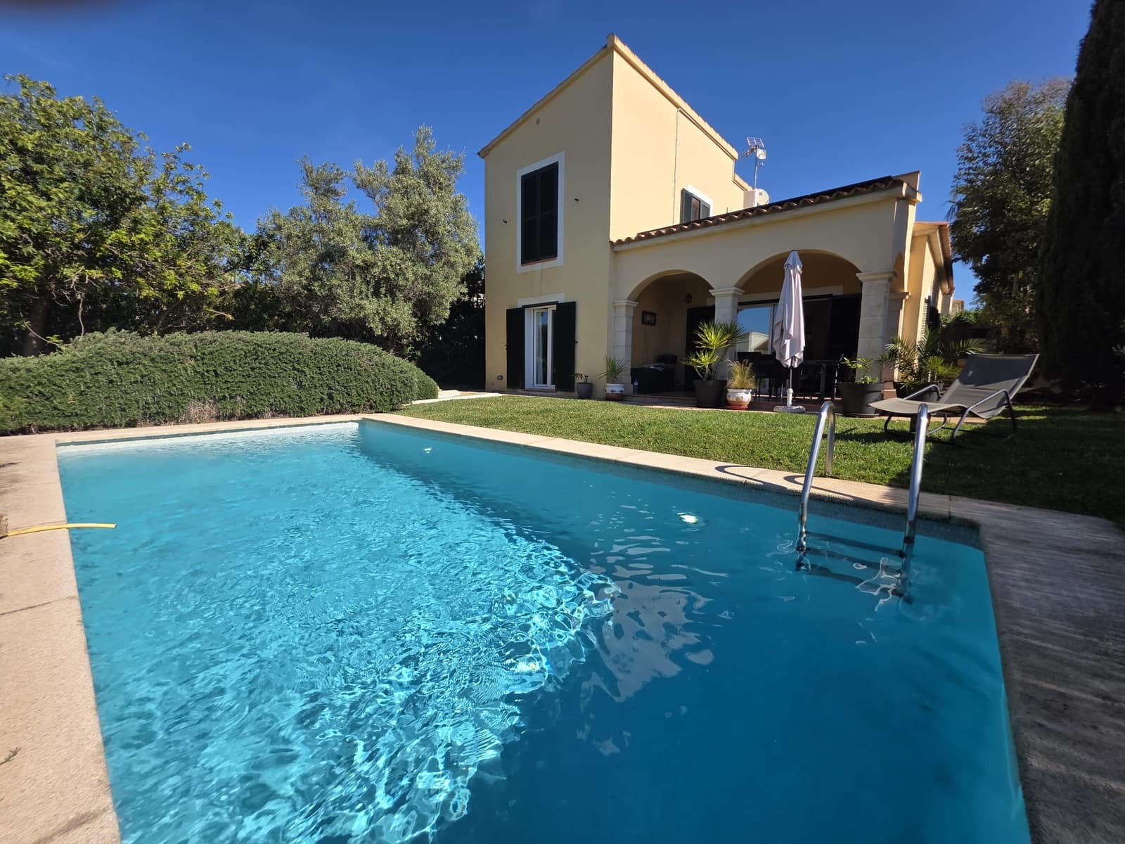 3 slaapkamer Villa te koop in Sa Rapita / La Rapita met zwembad - € 895.000 (Ref: 9877165)