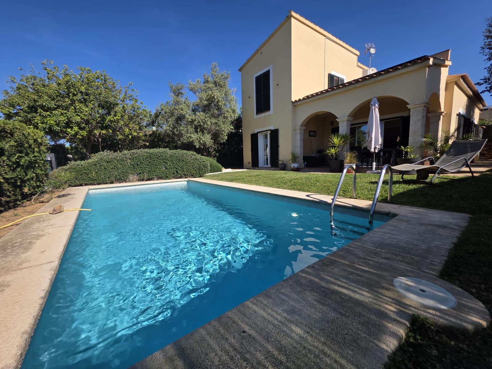 3 slaapkamer Villa te koop in Sa Rapita / La Rapita met zwembad - € 895.000 (Ref: 9877165)
