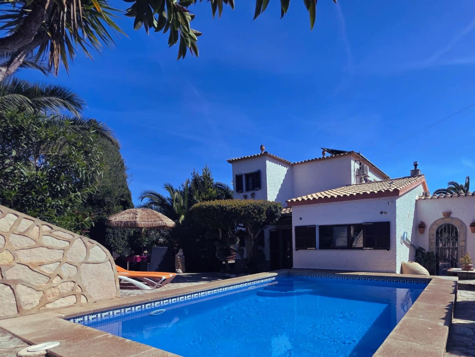 2 bedroom Villa for sale in Manacor with pool - € 945,000 (Ref: 9879908)