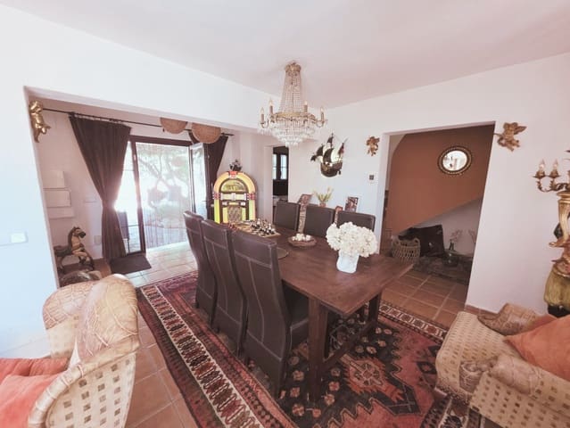 2 soverom Villa til salgs i Manacor med svømmebasseng - € 945 000 (Ref: 9879908)