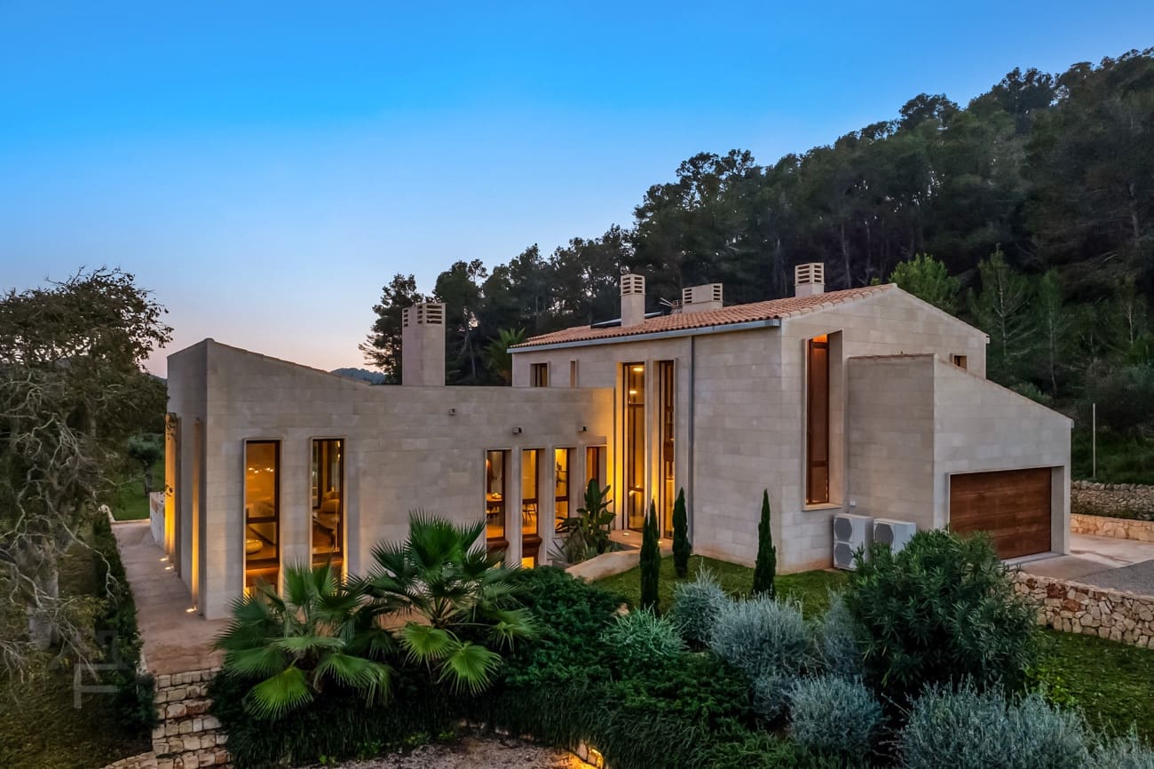5 soveværelse Finca/Landehus til salg i Cas Concos med swimmingpool - € 4.750.000 (Ref: 9879909)