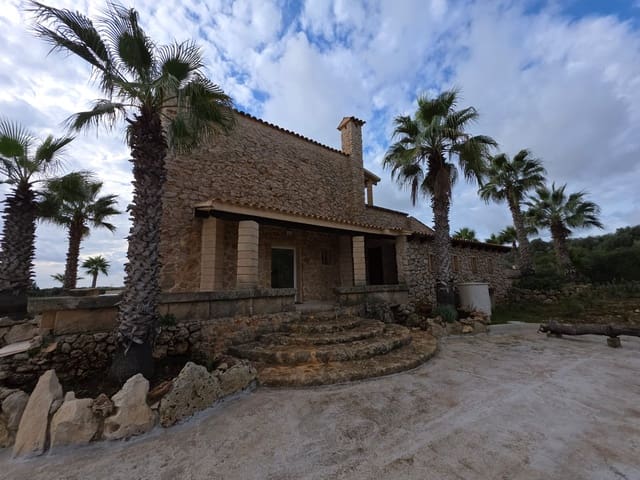 3 soverom Finca/Herregård til salgs i Sant Llorenç des Cardassar med svømmebasseng - € 1 150 000 (Ref: 9889401)