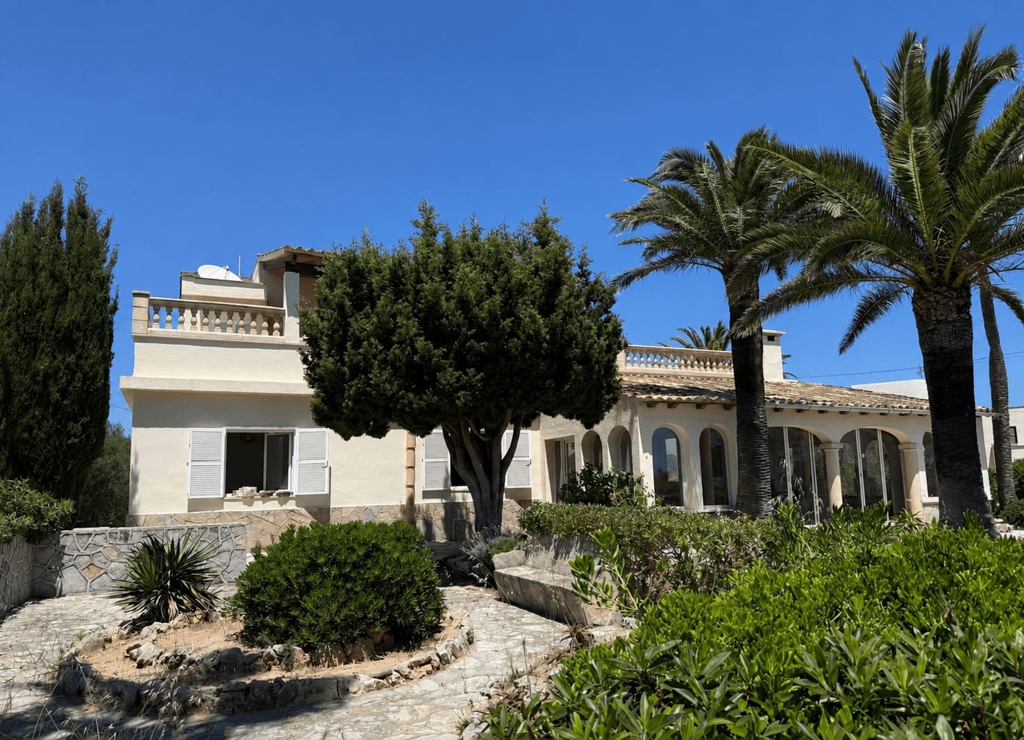 5 bedroom Villa for sale in Manacor with pool - € 1,590,000 (Ref: 9921117)