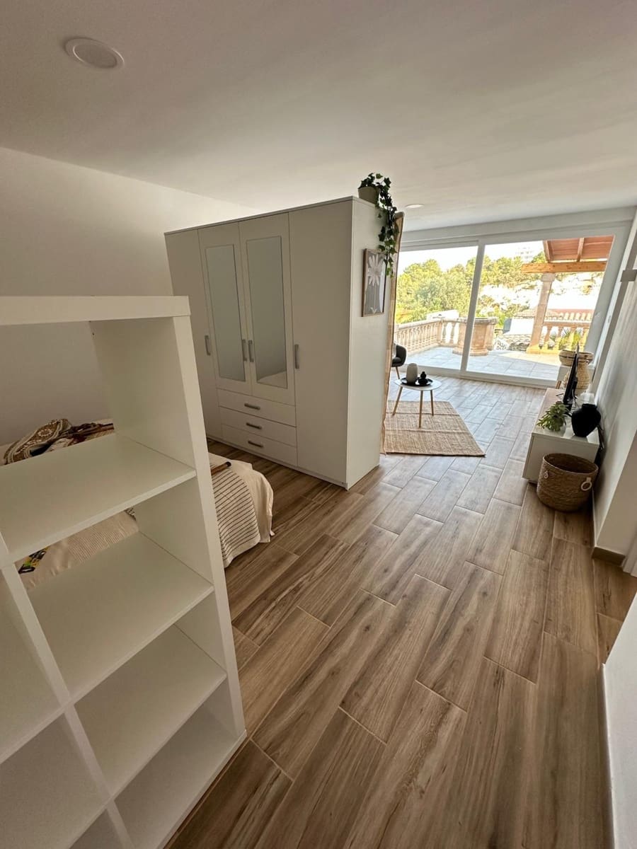 Leilighet til salgs i Portocristo / Port de Manacor med svømmebasseng - € 2 200 000 (Ref: 9948858)