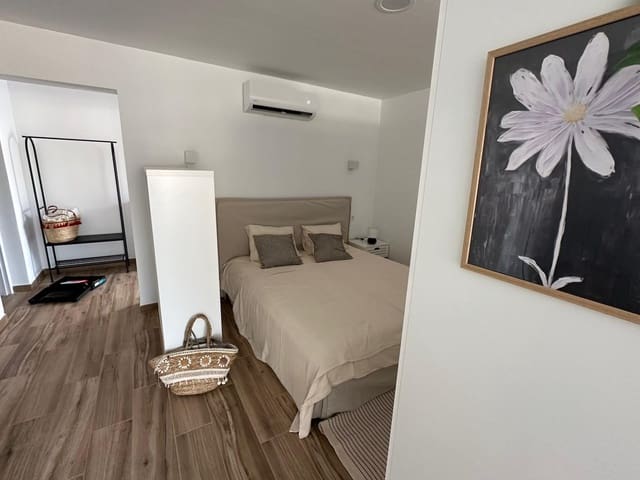 Leilighet til salgs i Portocristo / Port de Manacor, Manacor med svømmebasseng - € 2 200 000 (Ref: 9948858)
