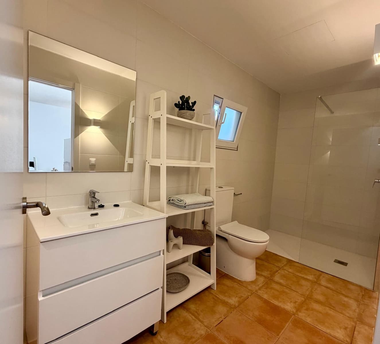 Leilighet til salgs i Portocristo / Port de Manacor med svømmebasseng - € 2 200 000 (Ref: 9948858)