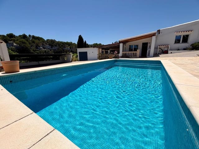 Leilighet til salgs i Portocristo / Port de Manacor, Manacor med svømmebasseng - € 2 200 000 (Ref: 9948858)