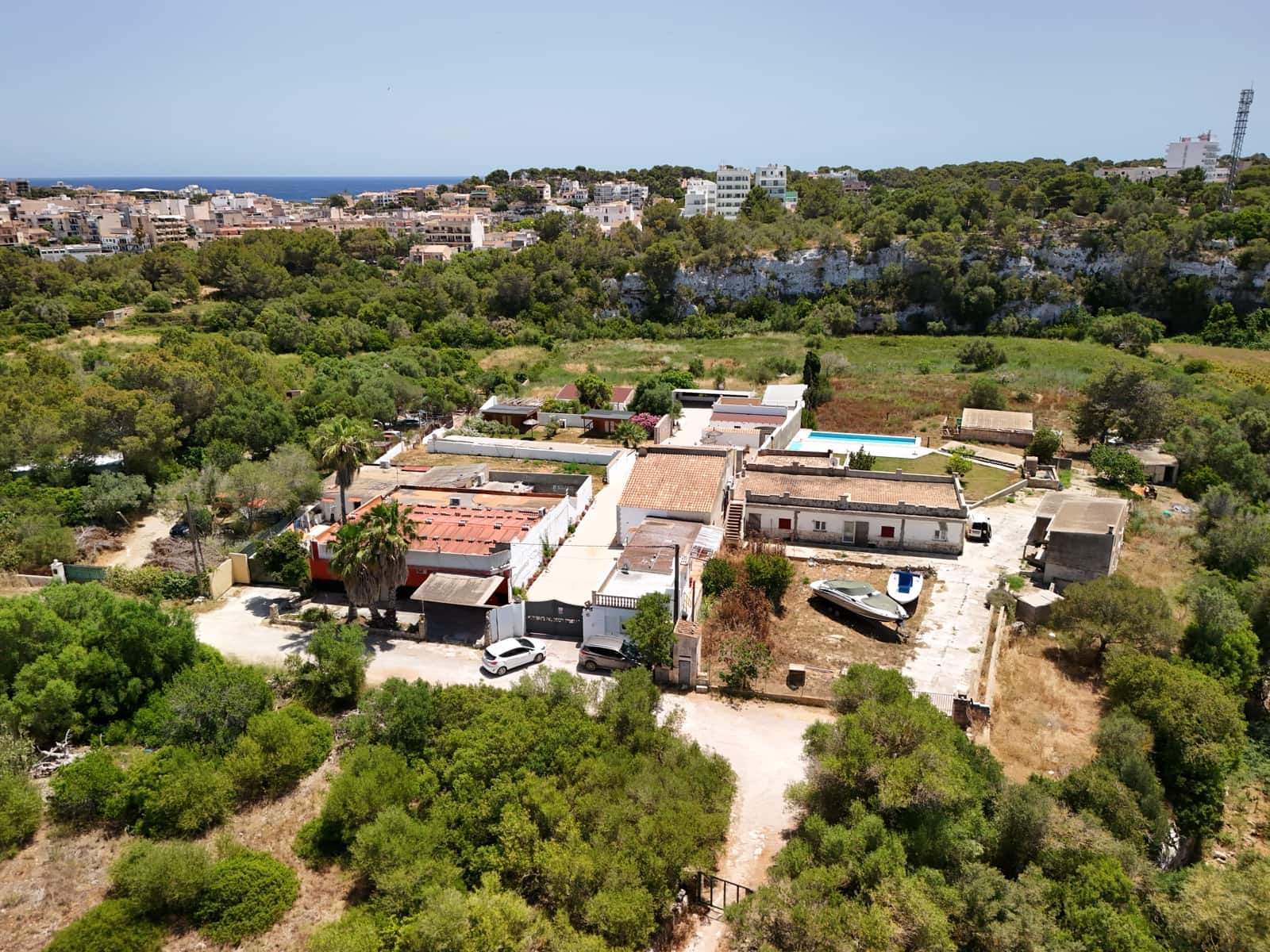 Leilighet til salgs i Portocristo / Port de Manacor med svømmebasseng - € 2 200 000 (Ref: 9948858)