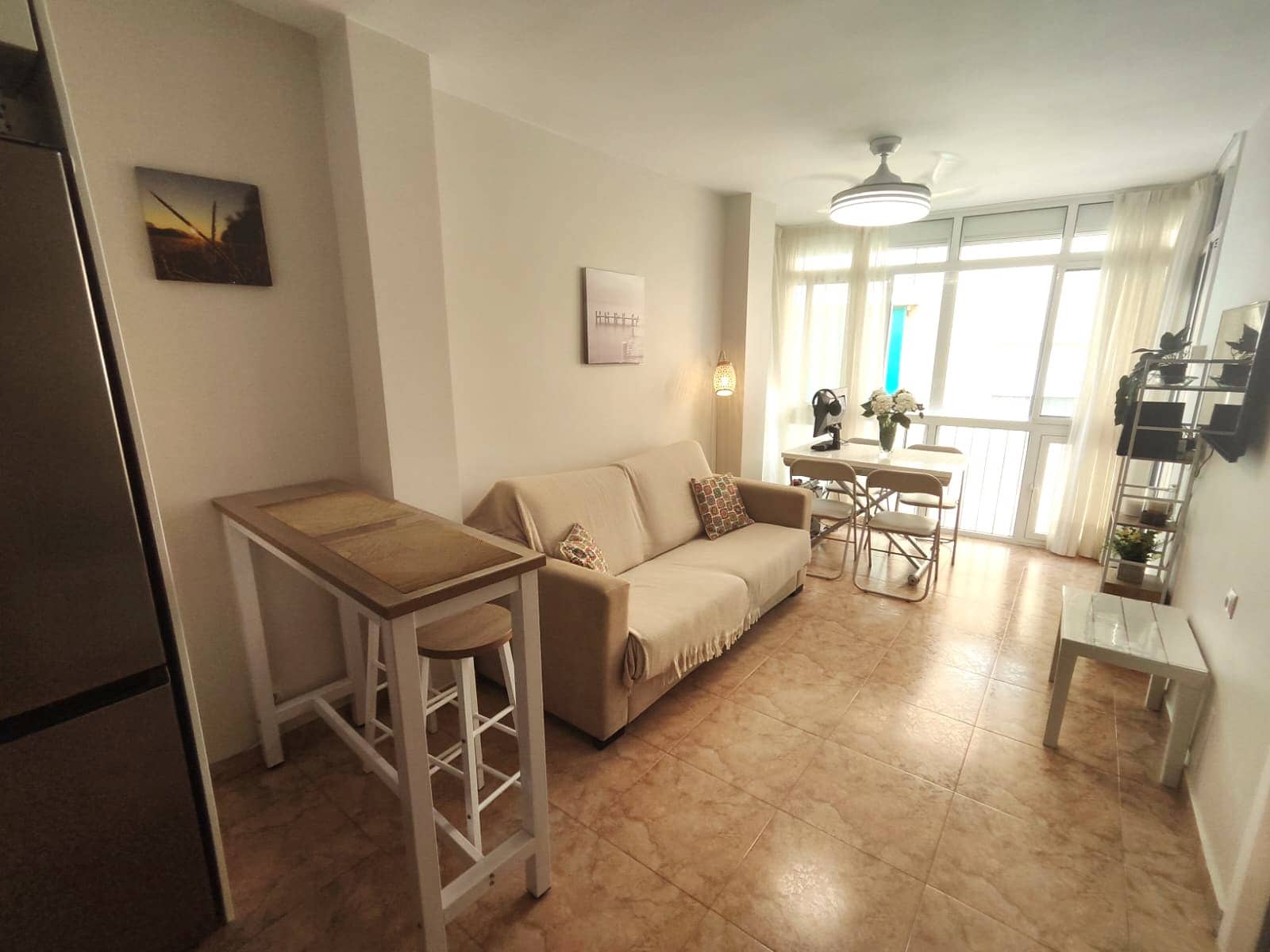 2 slaapkamer Strandappartement te huur in Fuengirola - € 1.220 (Ref: 10024804)