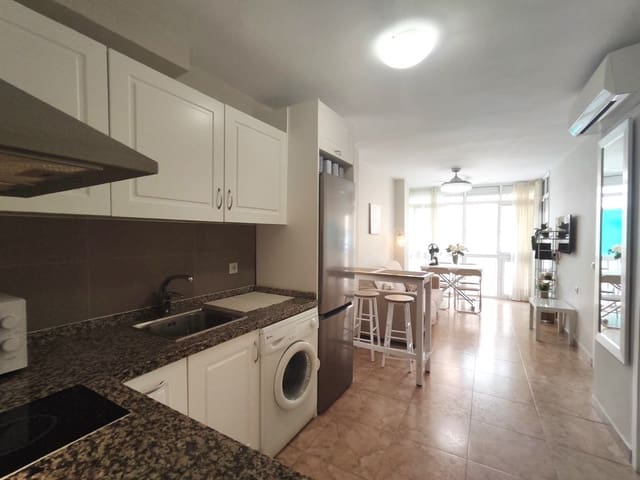 2 slaapkamer Strandappartement te huur in Centro ciudad, Fuengirola - € 1.220 (Ref: 10024804)