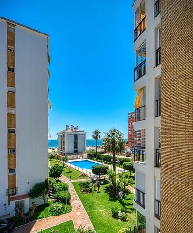 2 slaapkamer Strandappartement te huur in Torreblanca, Fuengirola met zwembad garage - € 900 (Ref: 10029672)