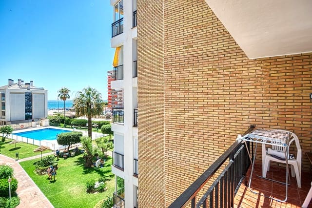 2 slaapkamer Strandappartement te huur in Torreblanca, Fuengirola met zwembad garage - € 900 (Ref: 10029672)