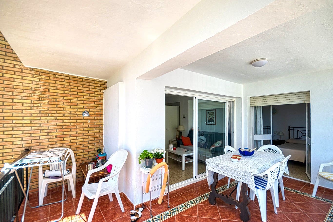 2 sypialnia Apartament przy plaży do wynajęcia w Fuengirola z basenem garażem - 900 € (Ref: 10029672)