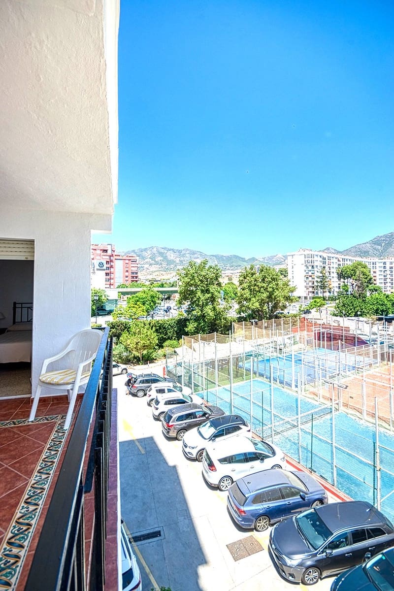 2 sypialnia Apartament przy plaży do wynajęcia w Fuengirola z basenem garażem - 900 € (Ref: 10029672)