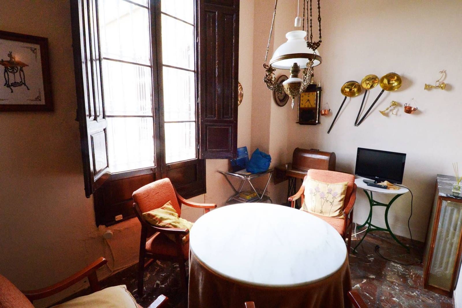 8 soveværelse Byhus til salg i Rute med swimmingpool - € 650.000 (Ref: 5413570)