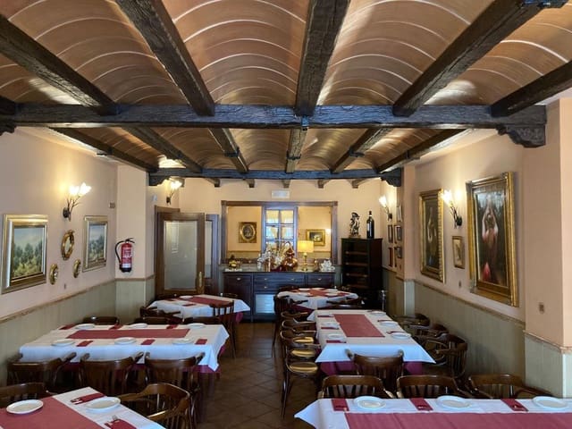 Restaurant/Bar for sale in Rute - € 500,000 (Ref: 5943728)