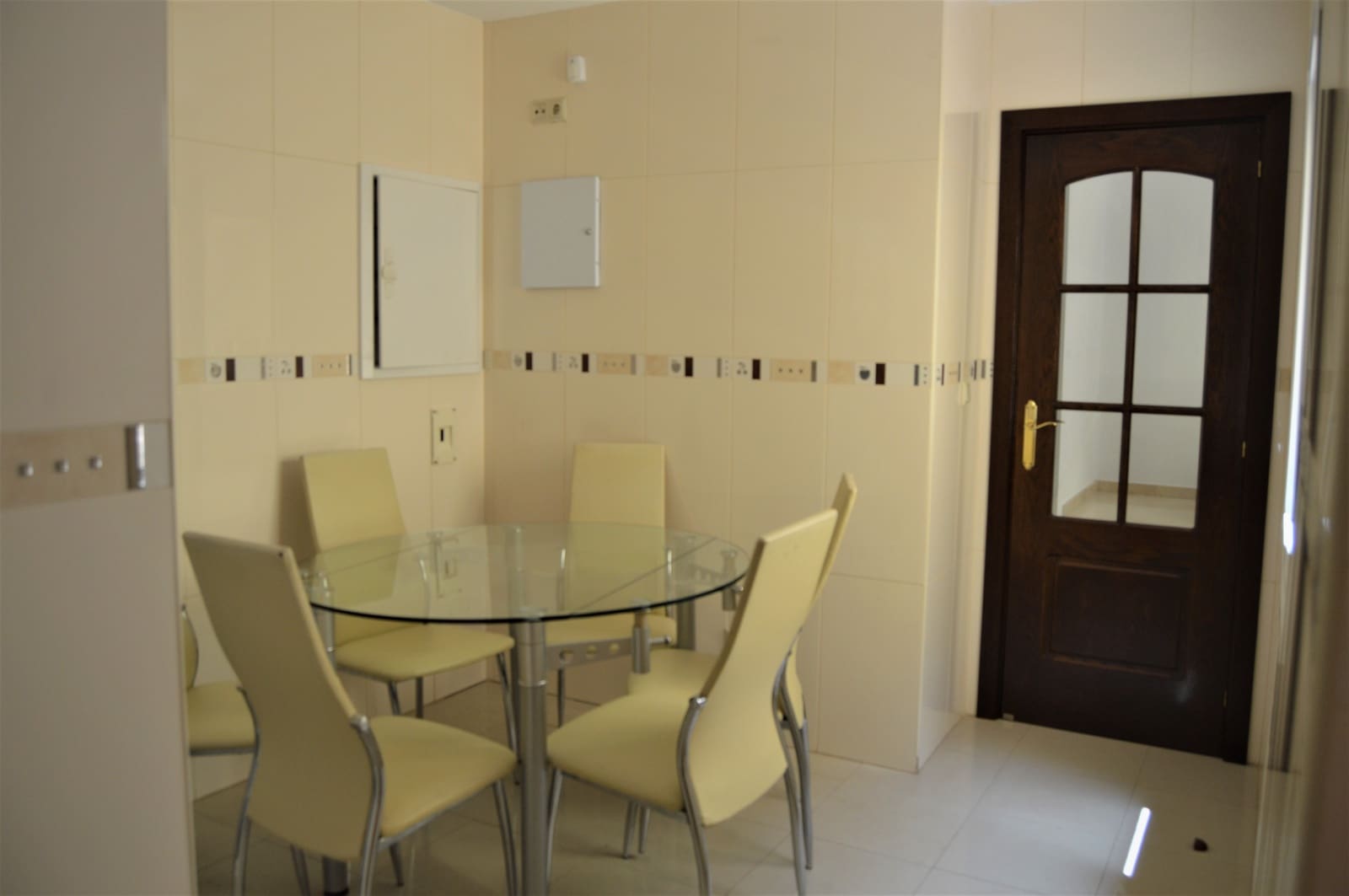 4 soveværelse Byhus til salg i Ojen med garage - € 524.000 (Ref: 6045781)