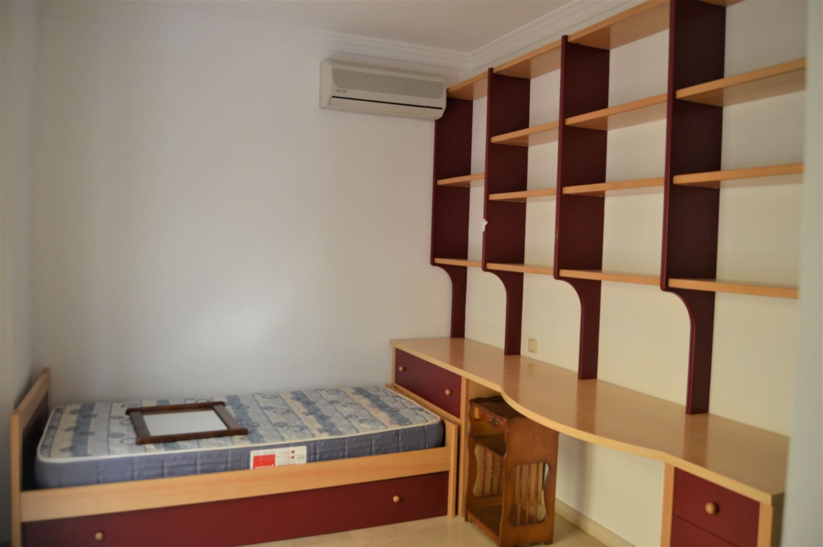 4 soveværelse Byhus til salg i Ojen med garage - € 524.000 (Ref: 6045781)