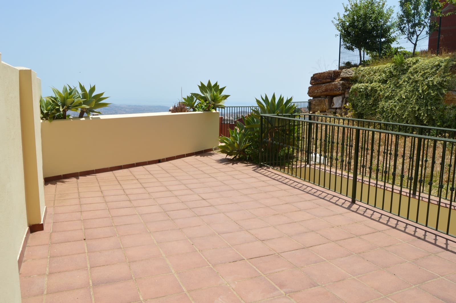 4 soveværelse Byhus til salg i Ojen med garage - € 524.000 (Ref: 6045781)