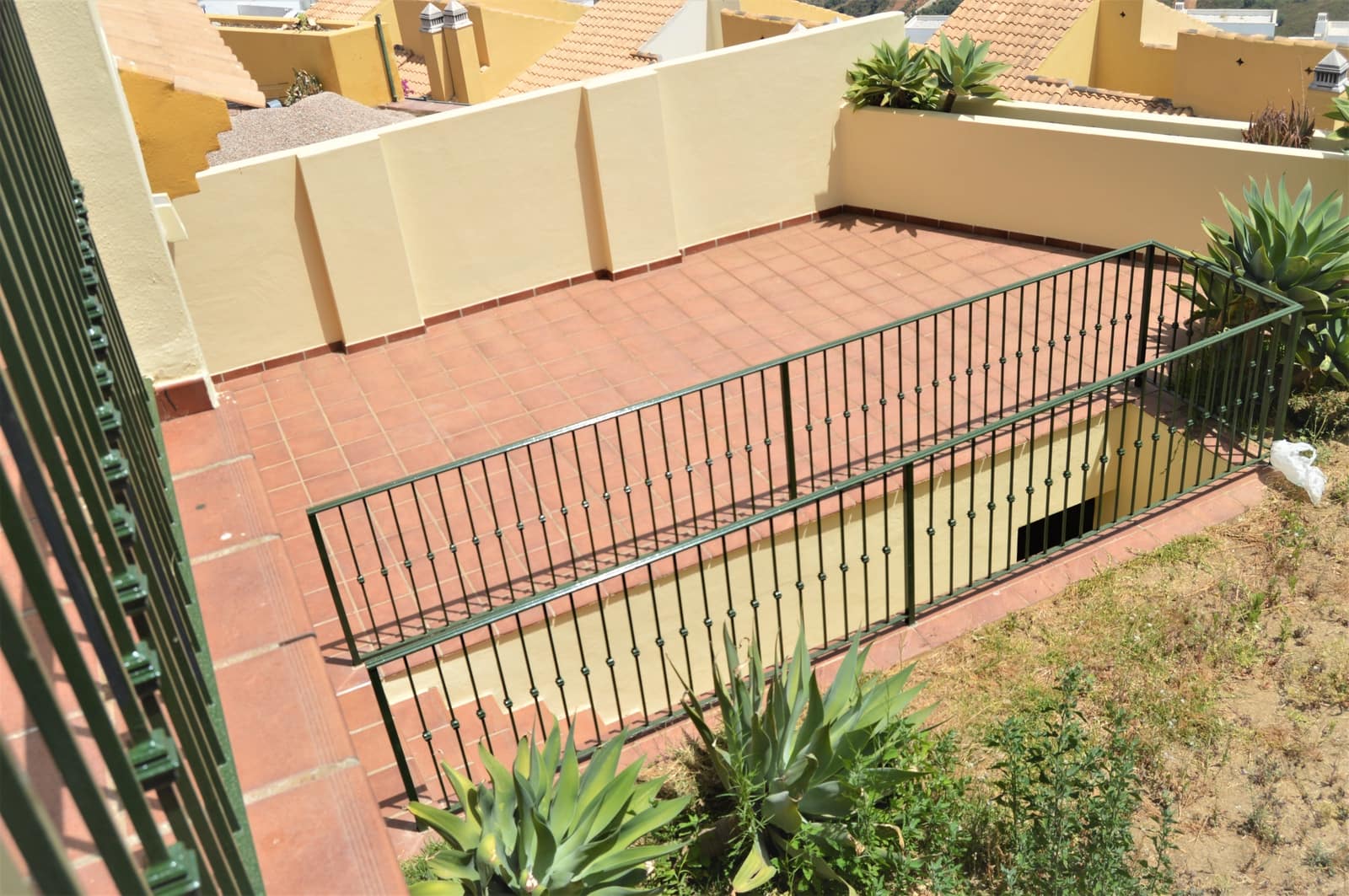 4 soveværelse Byhus til salg i Ojen med garage - € 524.000 (Ref: 6045781)