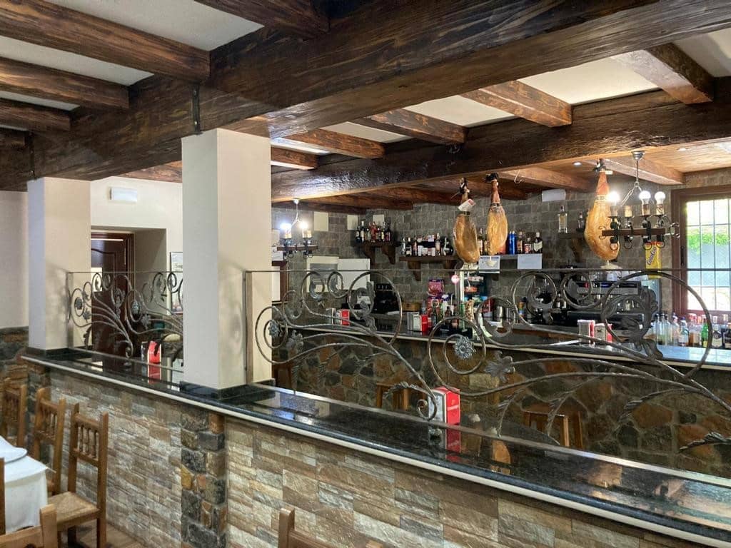 3 soverom Restaurant/Bar til salgs i Rute med svømmebasseng garasje - € 1 100 000 (Ref: 6365370)