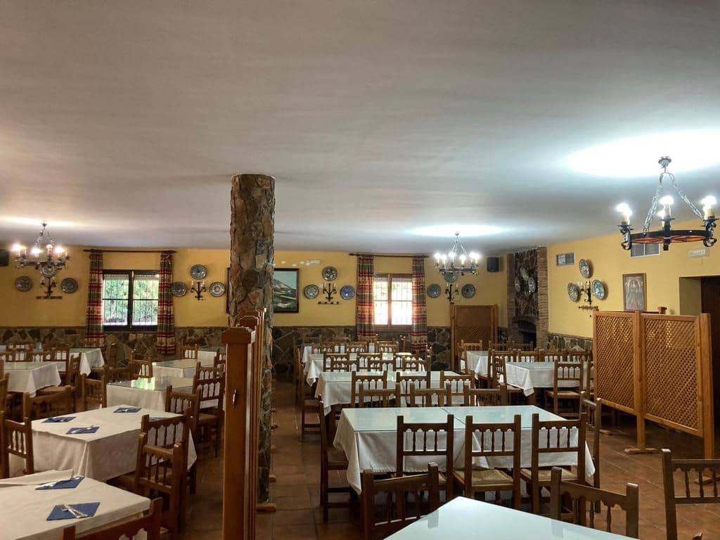 3 soverom Restaurant/Bar til salgs i Rute med svømmebasseng garasje - € 1 100 000 (Ref: 6365370)