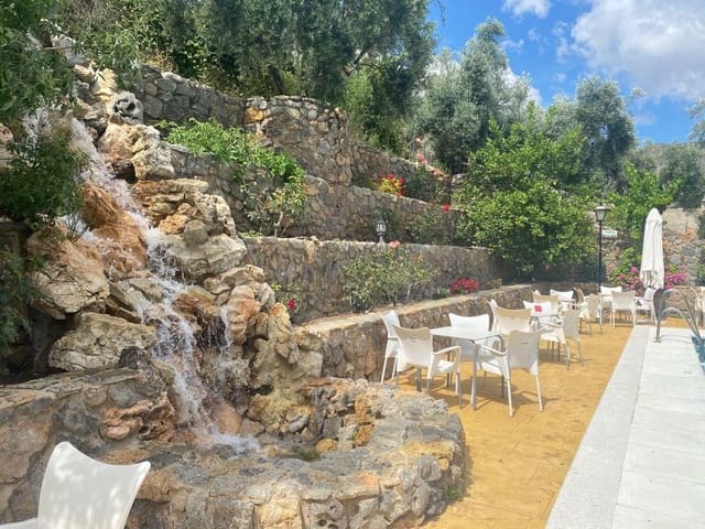 3 bedroom Restaurant/Bar for sale in Rute with pool garage - € 1,100,000 (Ref: 6365370)