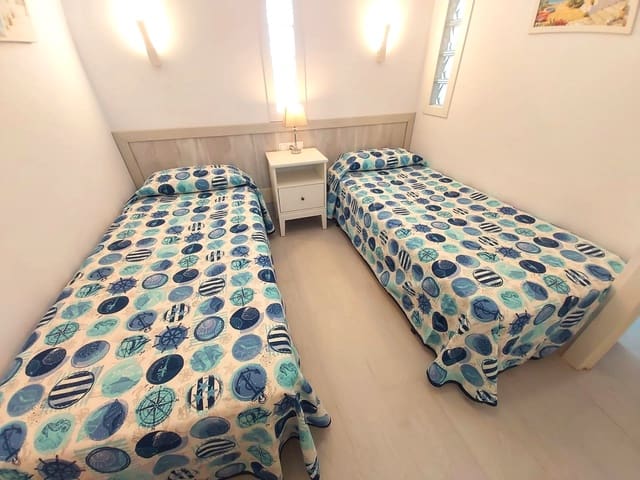 1 soverom Strandleiligheter til leie i Zona Puerto Deportivo, Fuengirola med svømmebasseng - € 1 100 (Ref: 6720448)