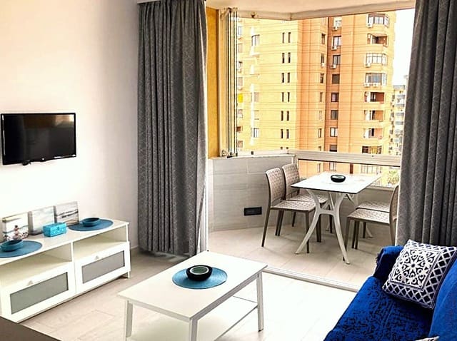 1 soverom Strandleiligheter til leie i Zona Puerto Deportivo, Fuengirola med svømmebasseng - € 1 100 (Ref: 6720448)