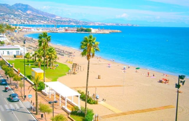 1 Zimmer Strandapartment zu vermieten in Zona Puerto Deportivo, Fuengirola - 1.250 € (Ref: 7414134)