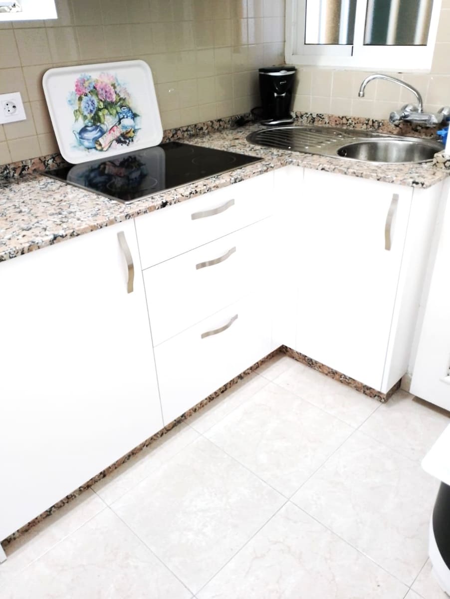 1 bedroom Beach Apartment for rent in Fuengirola - € 1,250 (Ref: 7414134)