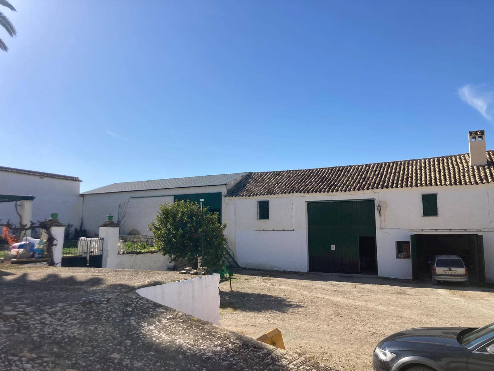 36 soveværelse Finca/Landehus til salg i Rute med garage - € 3.300.000 (Ref: 7464690)