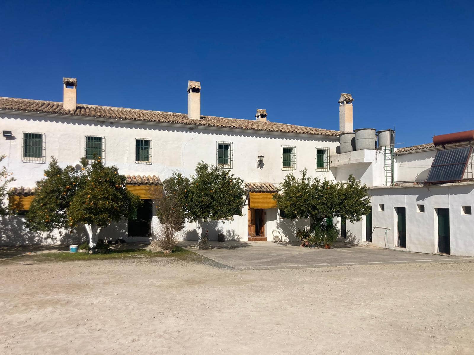 36 soveværelse Finca/Landehus til salg i Rute med garage - € 3.300.000 (Ref: 7464690)