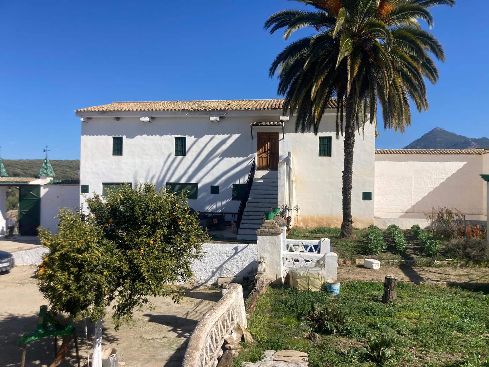 36 soveværelse Finca/Landehus til salg i Rute med garage - € 3.300.000 (Ref: 7464690)