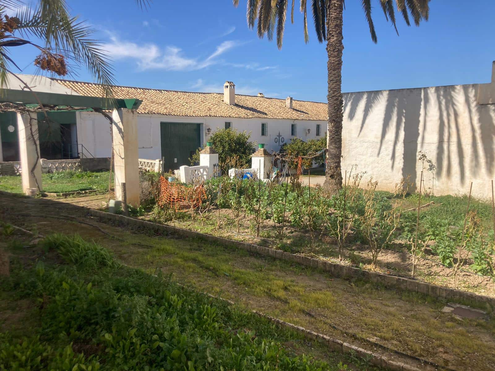 36 soveværelse Finca/Landehus til salg i Rute med garage - € 3.300.000 (Ref: 7464690)