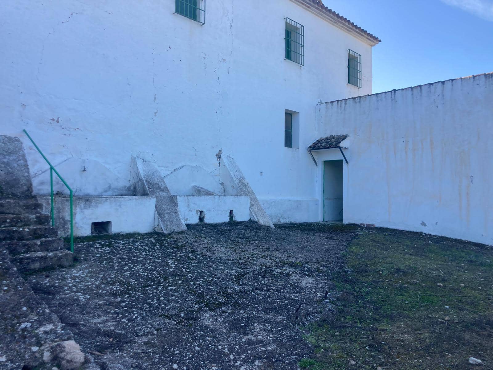 36 soveværelse Finca/Landehus til salg i Rute med garage - € 3.300.000 (Ref: 7464690)