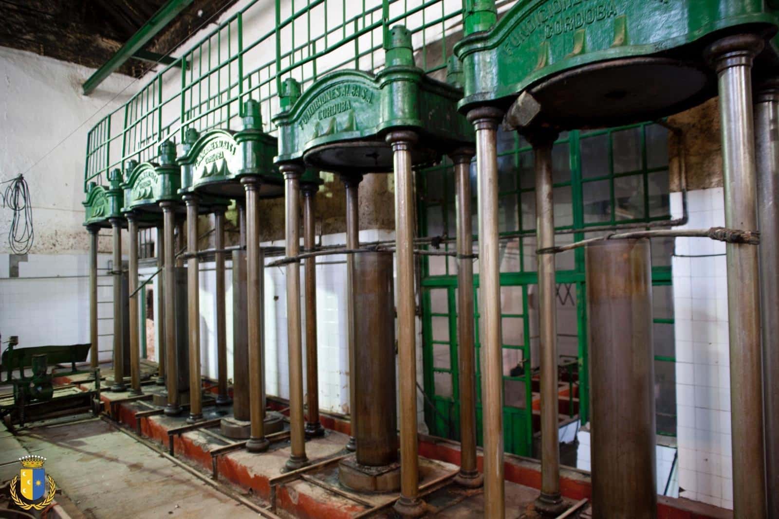 36 soveværelse Finca/Landehus til salg i Rute med garage - € 3.300.000 (Ref: 7464690)