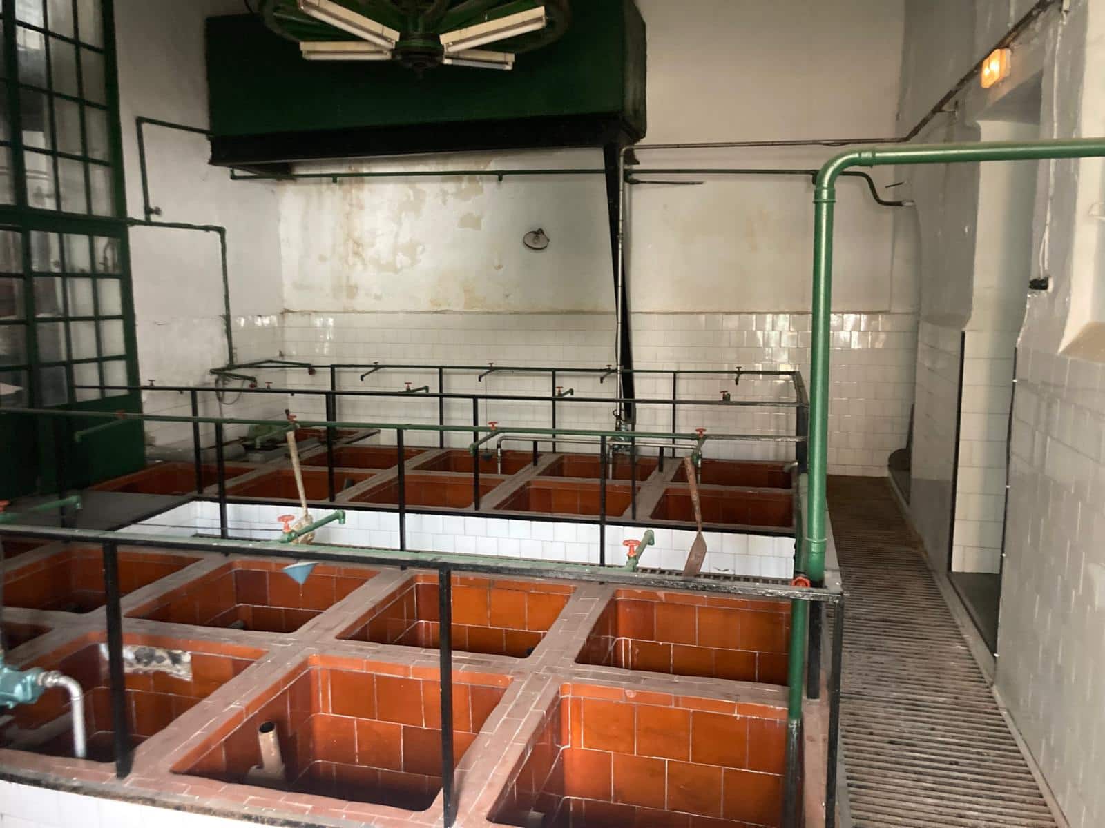 36 soveværelse Finca/Landehus til salg i Rute med garage - € 3.300.000 (Ref: 7464690)