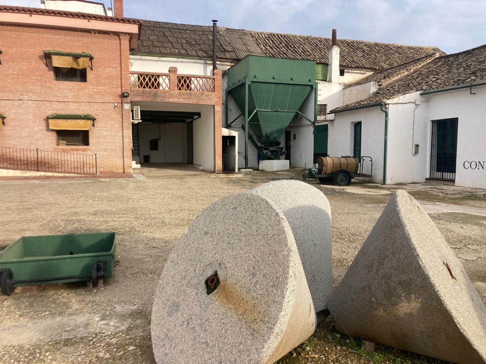 36 soveværelse Finca/Landehus til salg i Rute med garage - € 3.300.000 (Ref: 7464690)