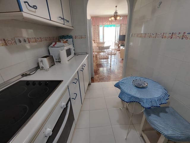2 bedroom Beach Apartment for rent in Zona Puerto Deportivo, Fuengirola - € 1,330 (Ref: 7603071)