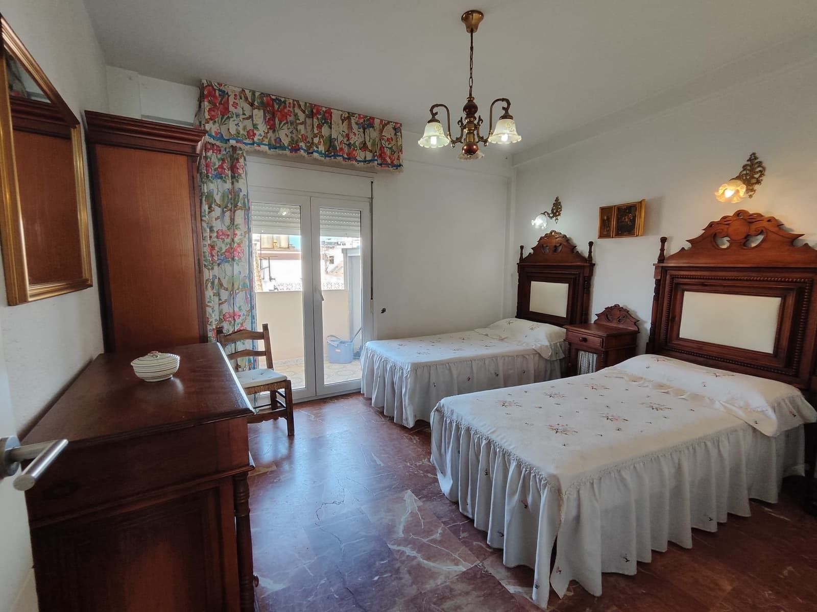 2 soveværelse Strandlejlighed til leje i Fuengirola - € 1.330 (Ref: 7603071)