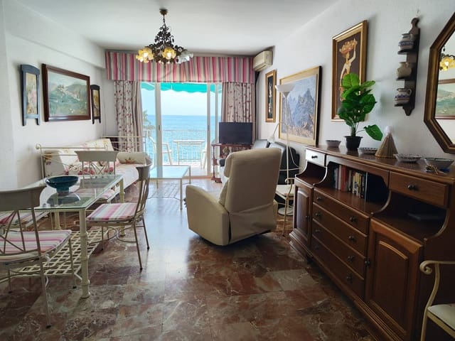 2 bedroom Beach Apartment for rent in Zona Puerto Deportivo, Fuengirola - € 1,330 (Ref: 7603071)