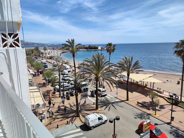 2 bedroom Beach Apartment for rent in Zona Puerto Deportivo, Fuengirola - € 1,330 (Ref: 7603071)