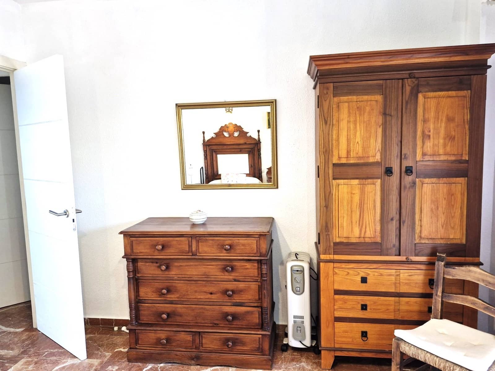 2 bedroom Beach Apartment for rent in Fuengirola - € 1,380 (Ref: 7603071)